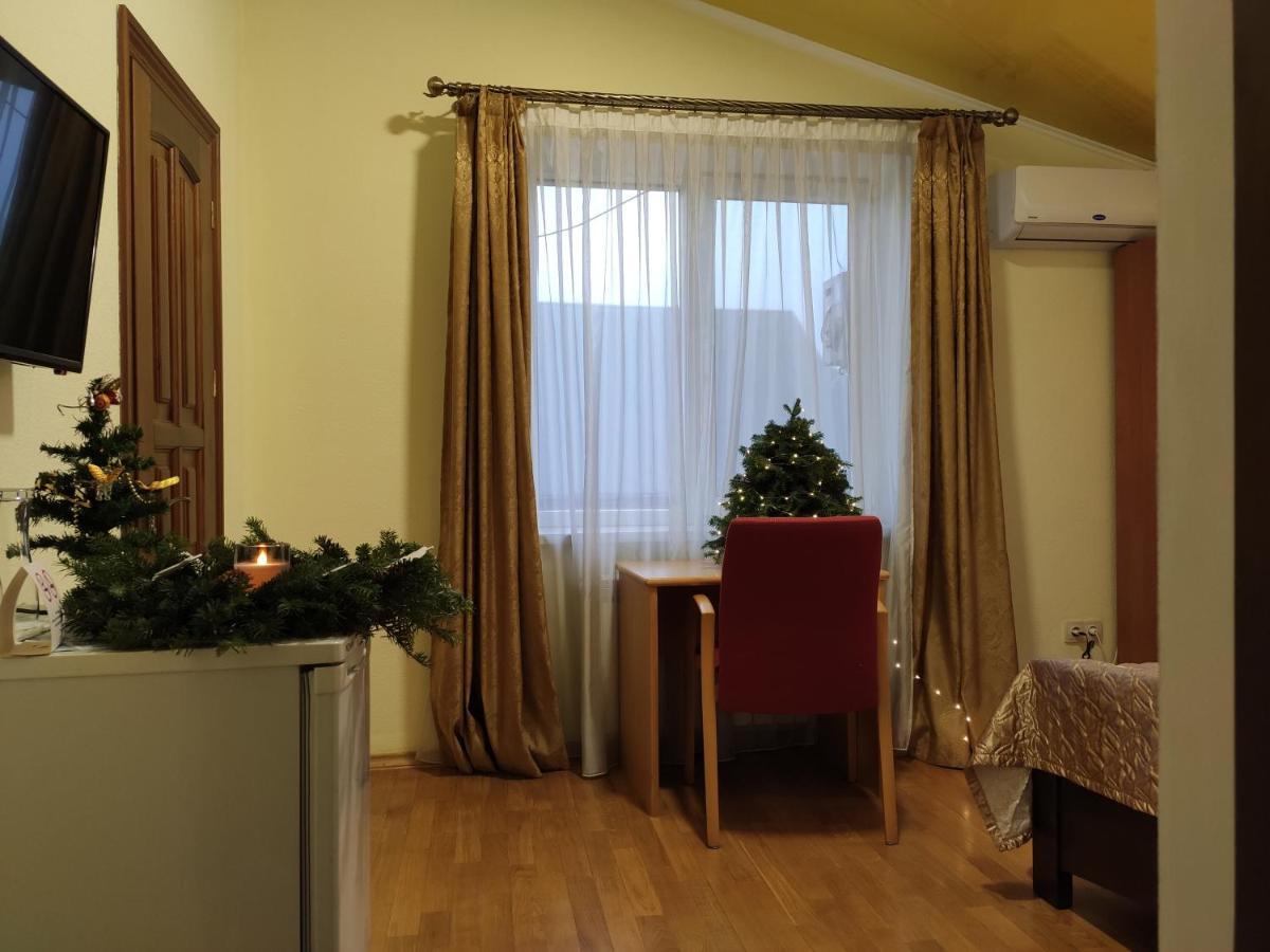 Malva Hotel Lviv Exterior photo